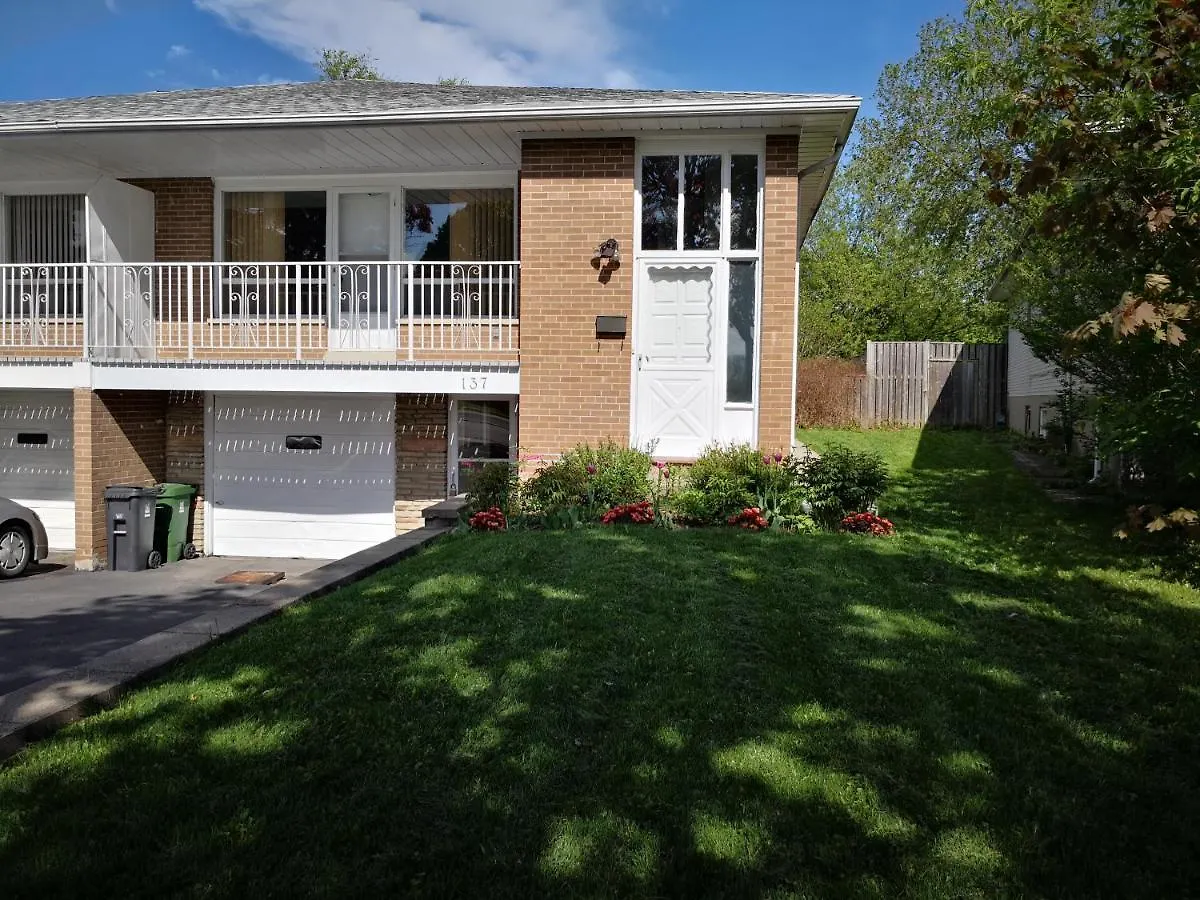 Spacious And Bright House Toronto 0*,